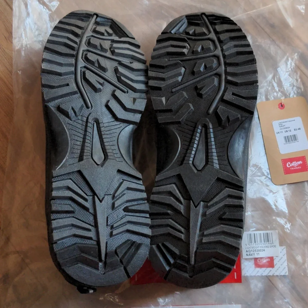 NWT Cotton Traders Walking Shoes - Picture 7 of 11